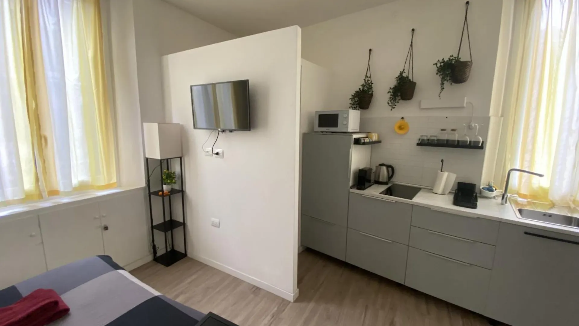 Bright 21 Central Station Milan Apartment